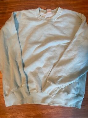 Tna light green sweatshirt